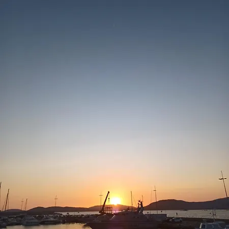 Botel Sweet Dream In Boat Alghero