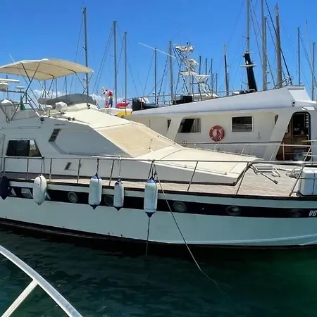 Sweet Dream In Boat Tekne