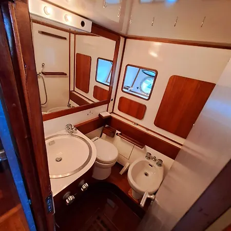 Sweet Dream In Boat Båthotell *