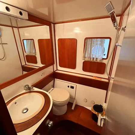 Båthotell Sweet Dream In Boat Alghero